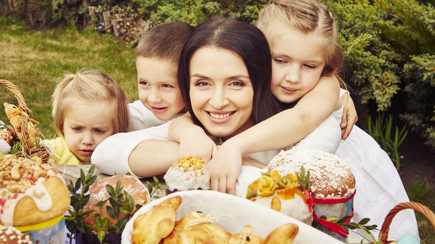 36-річна Хамайко народила сина - фото 1