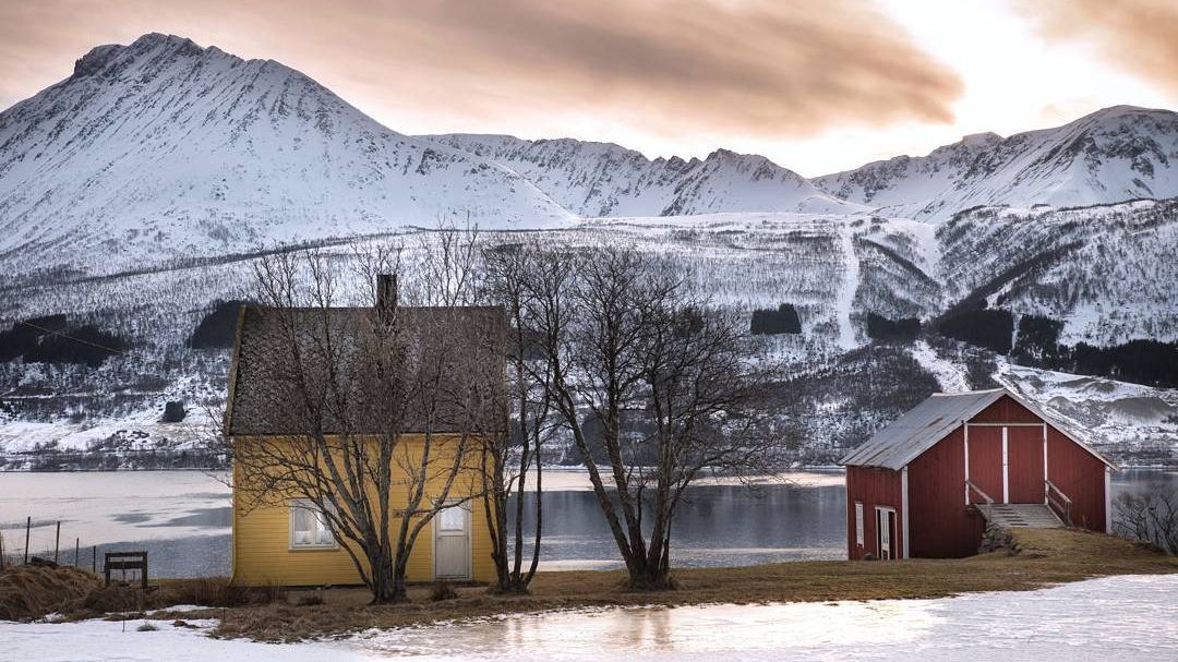 Так виглядає Норвегія за полярним колом: атмосферні знімки