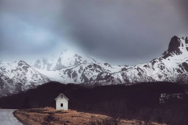 Так виглядає Норвегія за полярним колом: атмосферні знімки - фото 293948