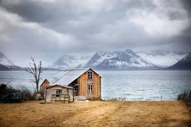 Так виглядає Норвегія за полярним колом: атмосферні знімки - фото 293954