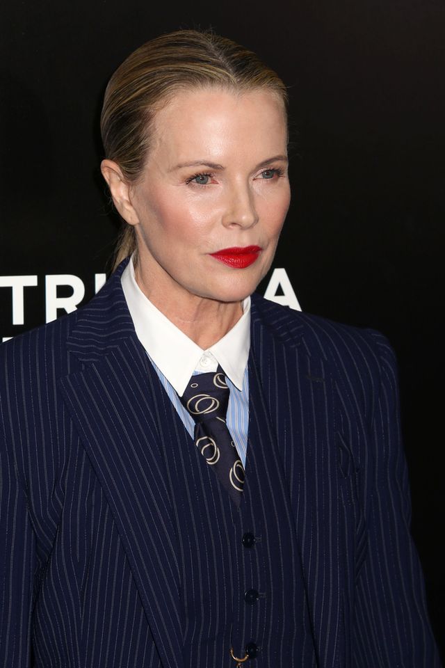 Кім Бейсінгер святкує ювілей – красуні 65 років - фото 293969