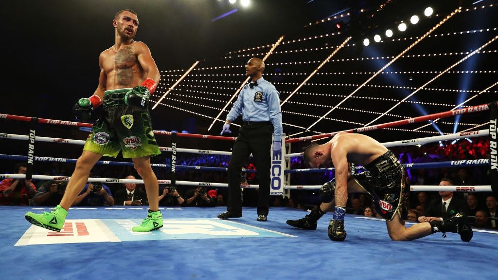 Ломаченко переміг Педрасу в напруженому бою та об'єднав два пояси