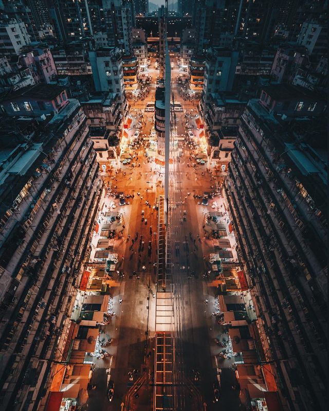 Гонконг у яскравих вуличних фото Дональда Чана - фото 294095