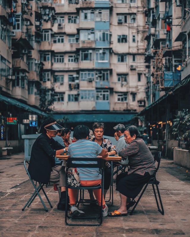 Гонконг у яскравих вуличних фото Дональда Чана - фото 294099