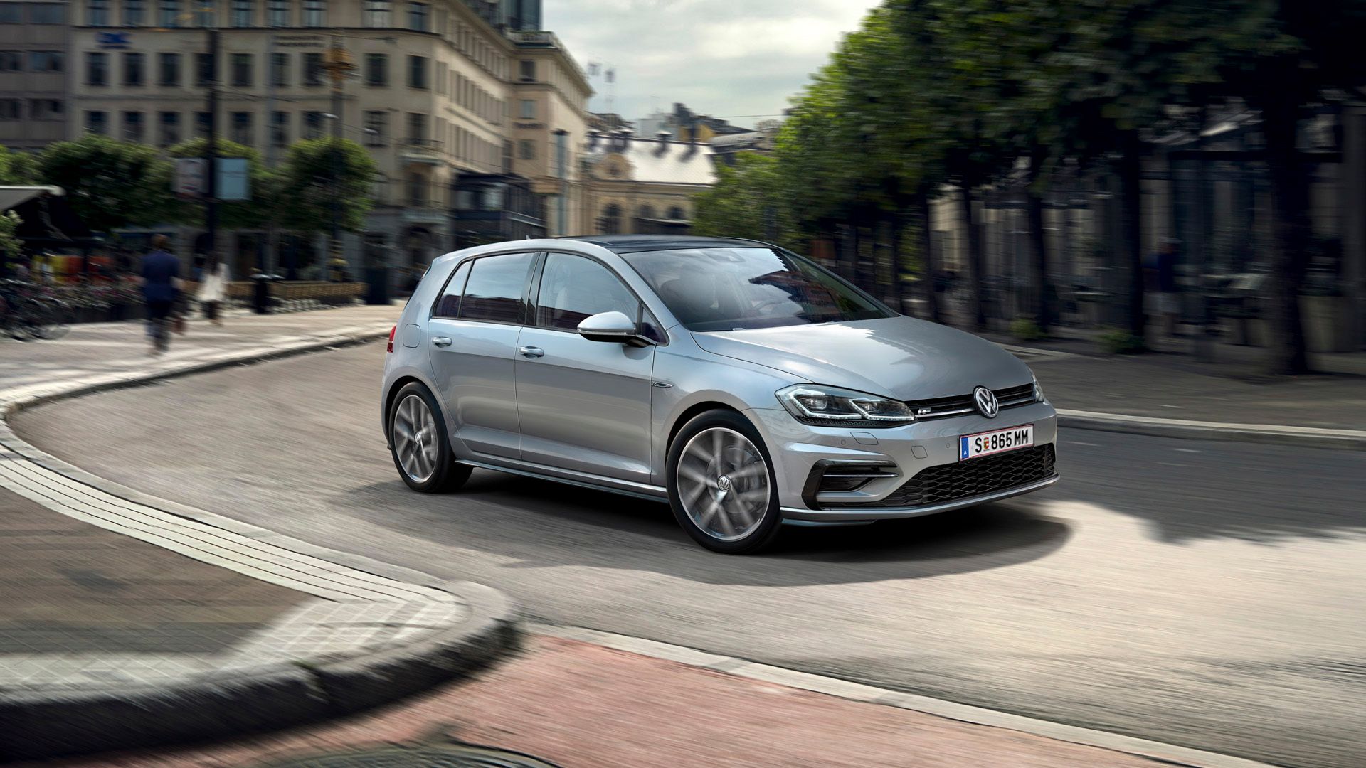 Оновлений Golf покажуть у 2019 році - фото 1