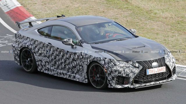 Стало відомо, коли Lexus покаже свій екстремальний RC F Track Edition - фото 294244