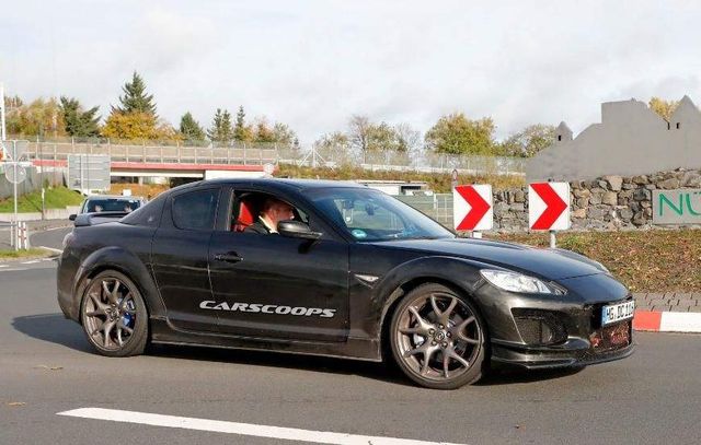 Фотошпигуни показали нову спортивну Mazda- фото 294363