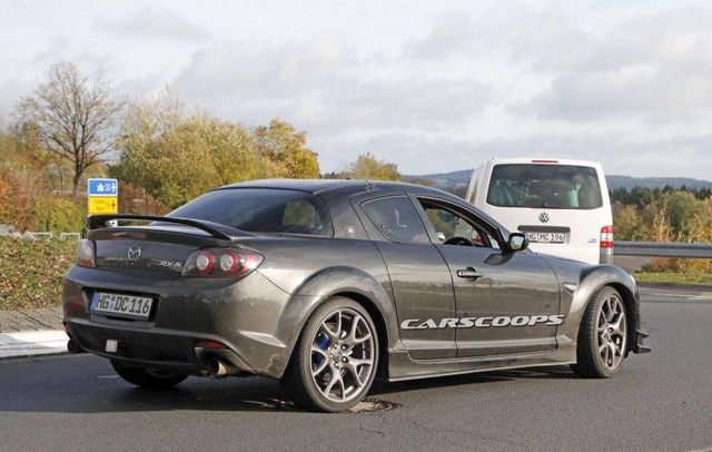 Фотошпигуни показали нову спортивну Mazda- фото 294364