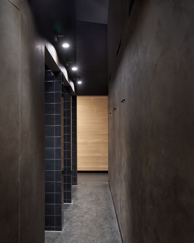 Архітектори створили дім для відпочинку біля Альп: яскраві фото - фото 294537