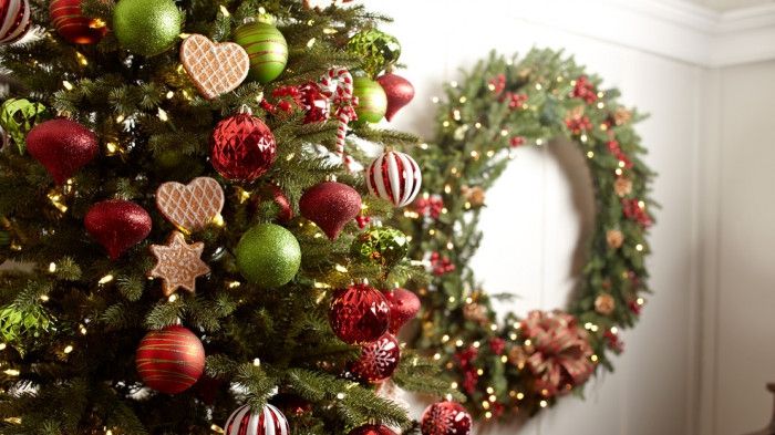 У мережі з'явився калькулятор ідеальної кількості іграшок на ялинці