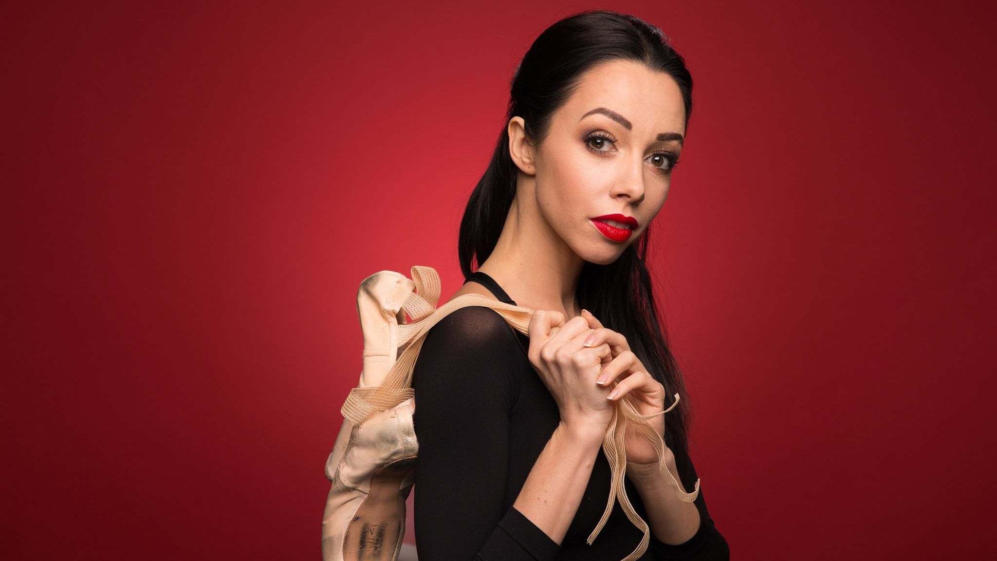 Катерина Кухар здивувала пікантним фото