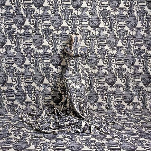 Художниця-хамелеон вразила мережу своїми роботами - фото 295348