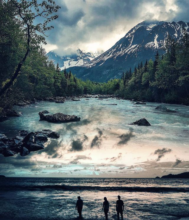 Неймовірний світ у роботах Джастіна Майна: ефектні фото - фото 295473