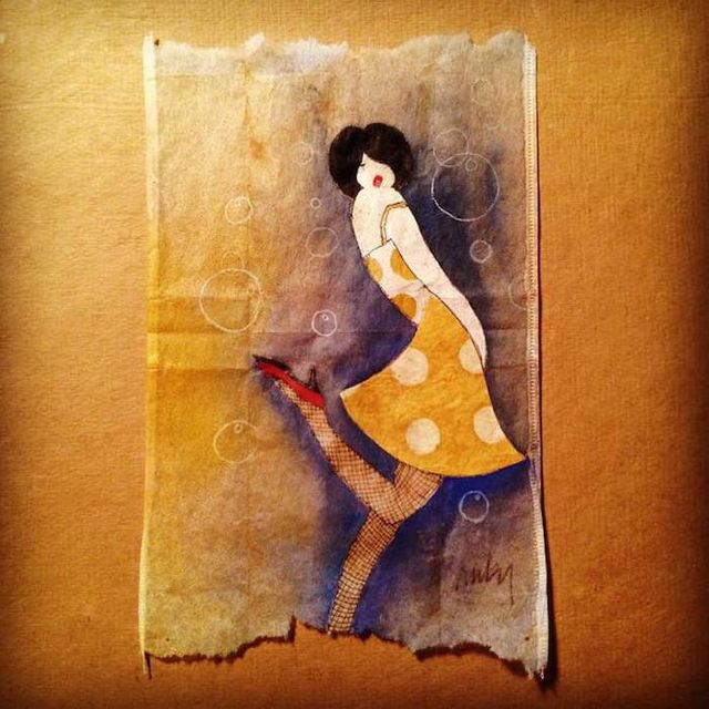 Художниця створює атмосферні картини на чайних пакетиках - фото 295683