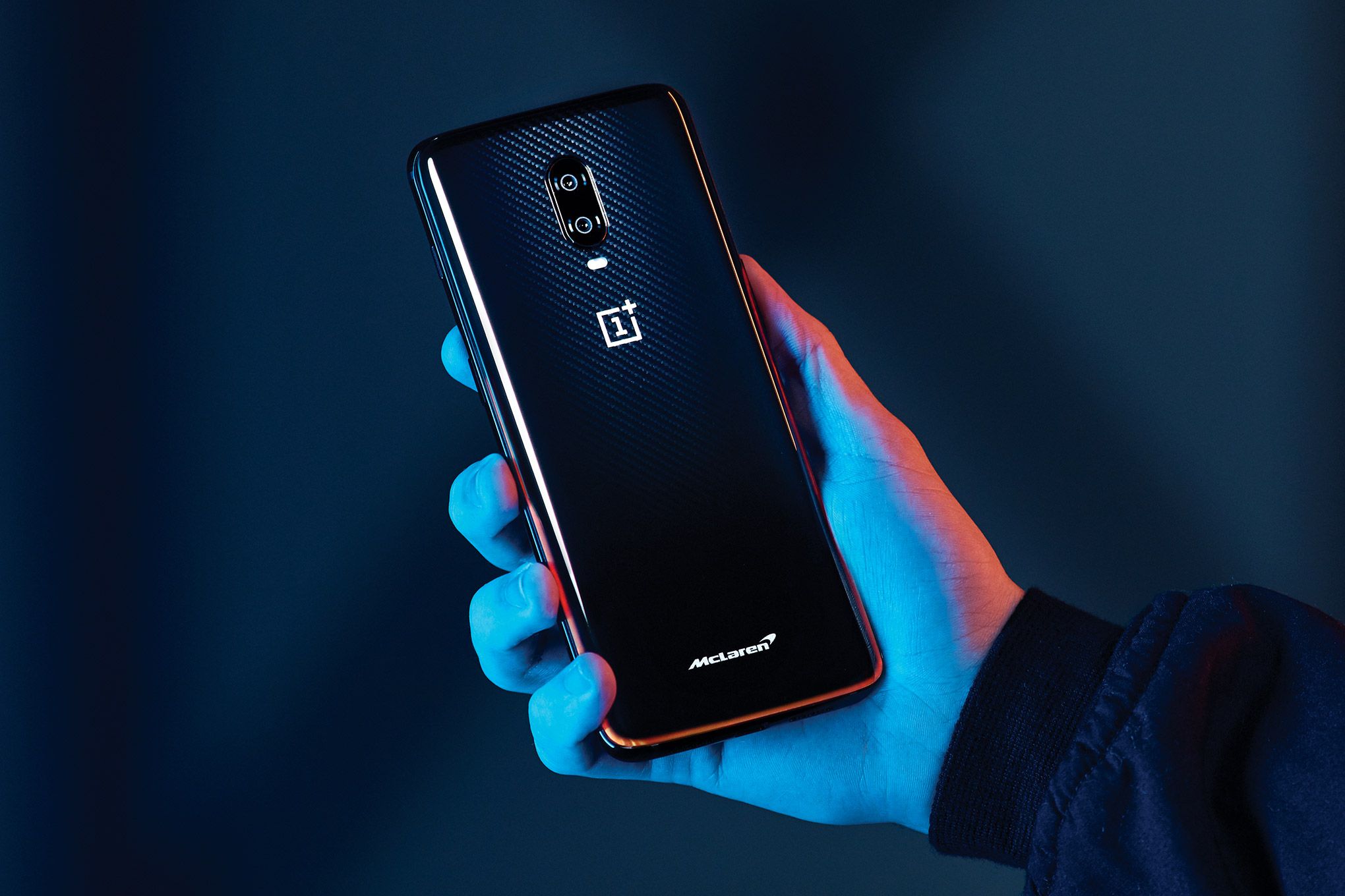 OnePlus 6T McLaren Edition заряджається за лічені хвилини - фото 1