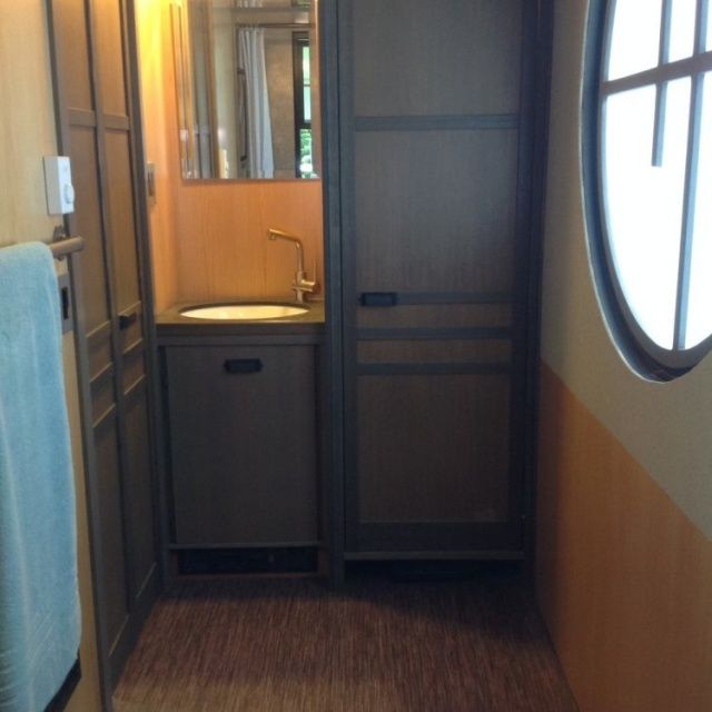 Як виглядає компактний будиночок на 18 квадратних метрів - фото 295924