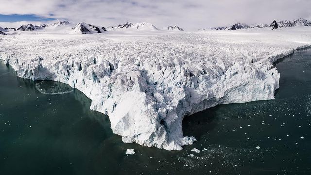 Дика природа Арктики у вражаючих фото мандрівника - фото 296088