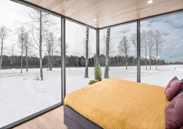 Роздивитися цей дзеркальний будинок дуже непросто - фото 296267