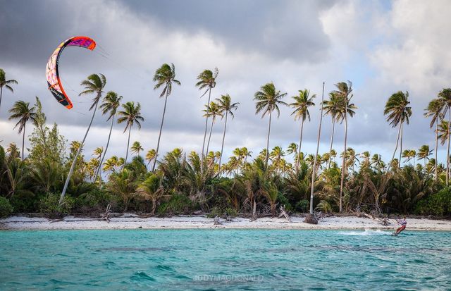 Захопливі пригоди фотографа Джоді Макдональд: ефектні кадри - фото 296322