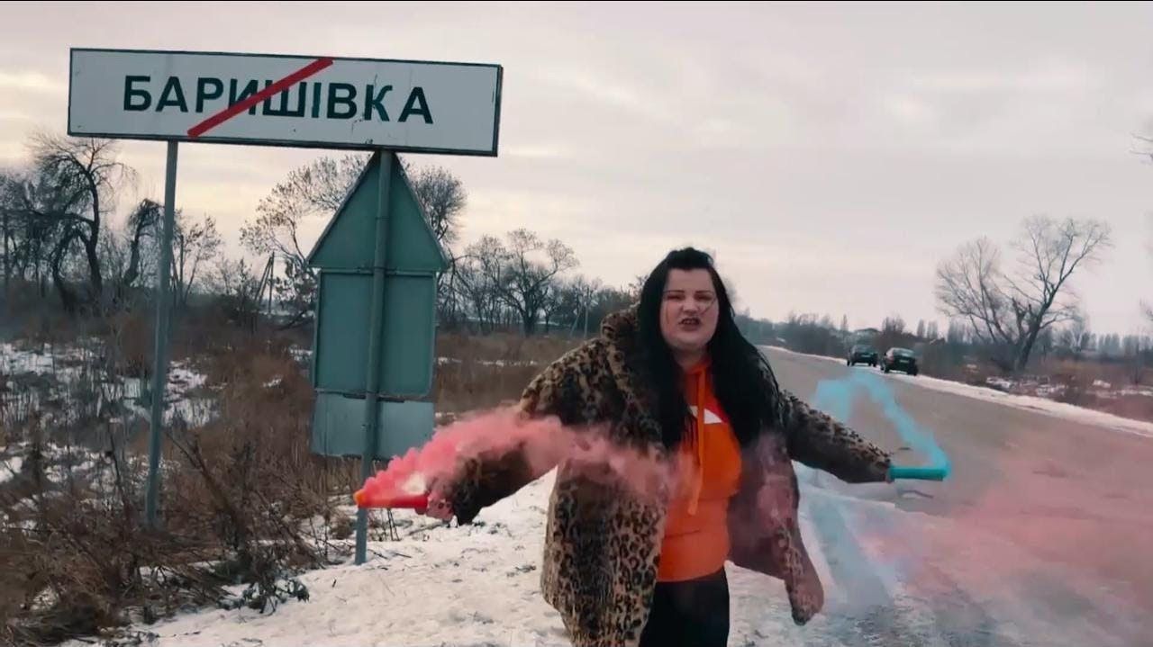 Прем'єра кліпу alyona alyona – Залишаю свій дім - фото 1