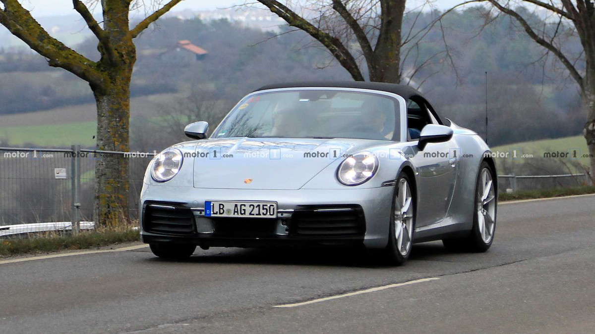 Porsche 911 Convertible - фото 1