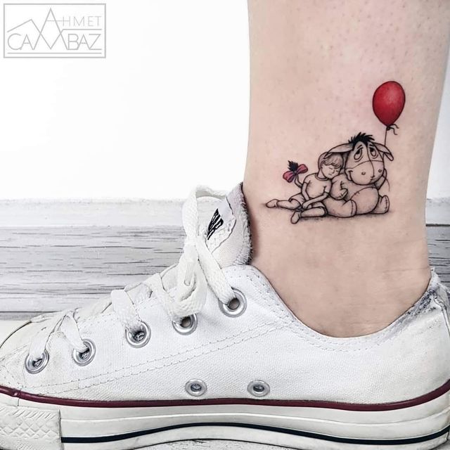 Незвичайні татуювання, що привертають увагу - фото 297220