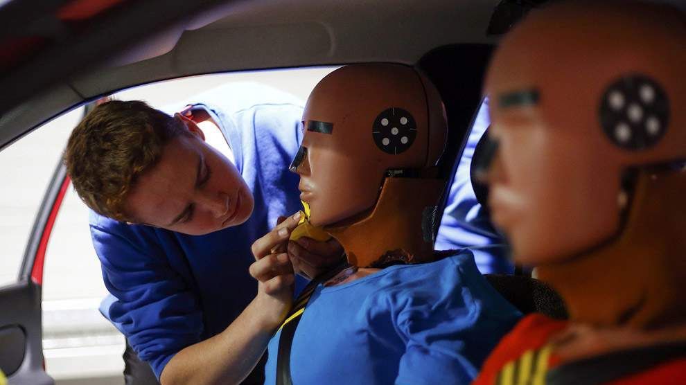 Як в Німеччині проводять краш-тести автомобілів