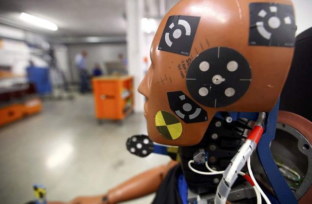 Як в Німеччині проводять краш-тести автомобілів - фото 297300