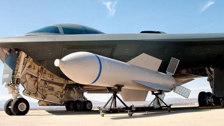 У США випробували надпотужну авіабомбу: відео