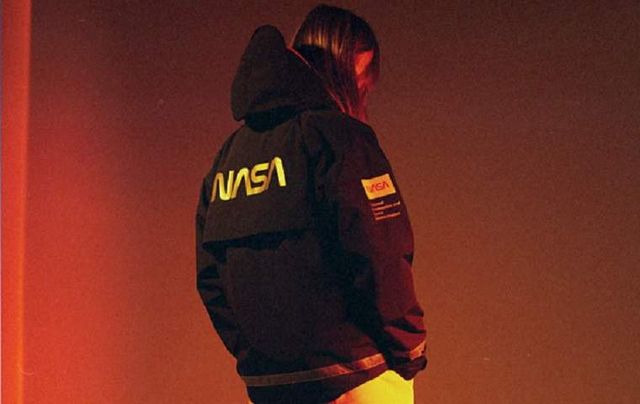 Українці створили колекцію одягу в колаборації з NASA - фото 297400