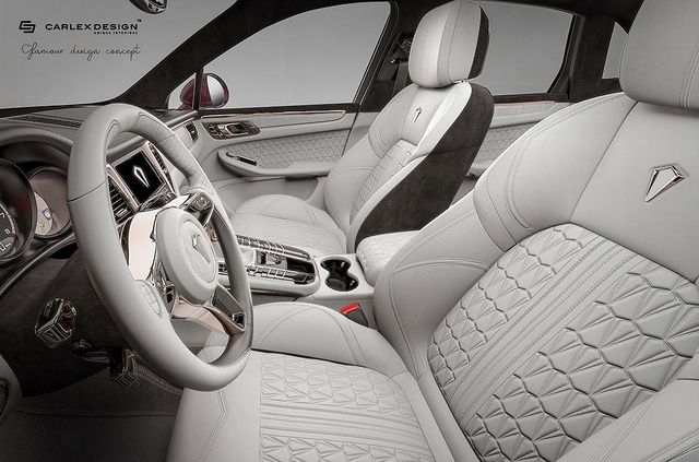 Оновлений інтер'єр Porsche Macan - фото 297563