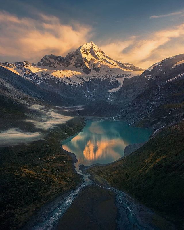 Ефектні пейзажі світу від Марка Адамуса: яскраві фото - фото 297610