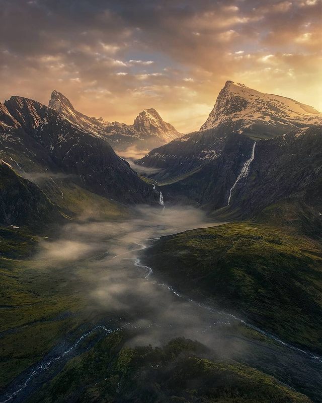 Ефектні пейзажі світу від Марка Адамуса: яскраві фото - фото 297613