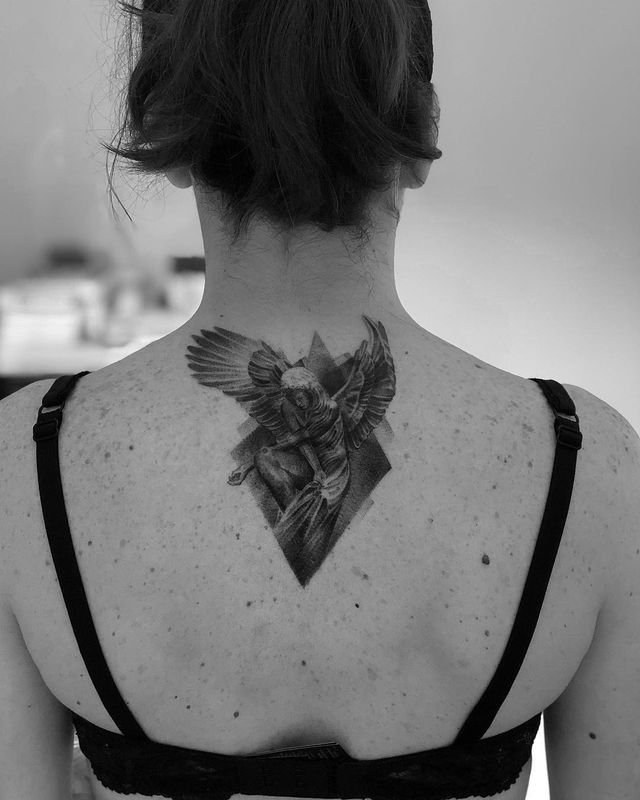 Чорно-білі тату турецького майстра, які нагадують витвори мистецтва - фото 297927