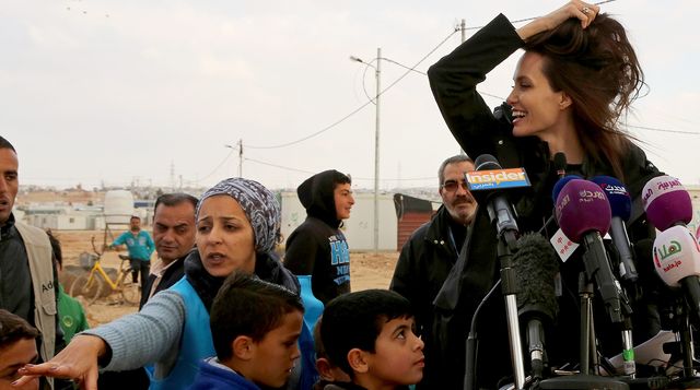 Анджеліна Джолі має намір йти в політику - фото 298296