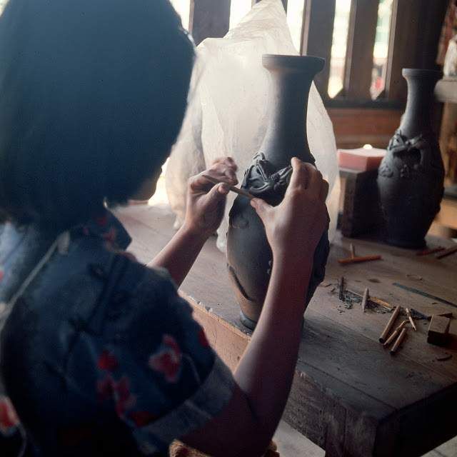 Як виглядали вулиці і жителі Таїланду 40 років тому - фото 298343