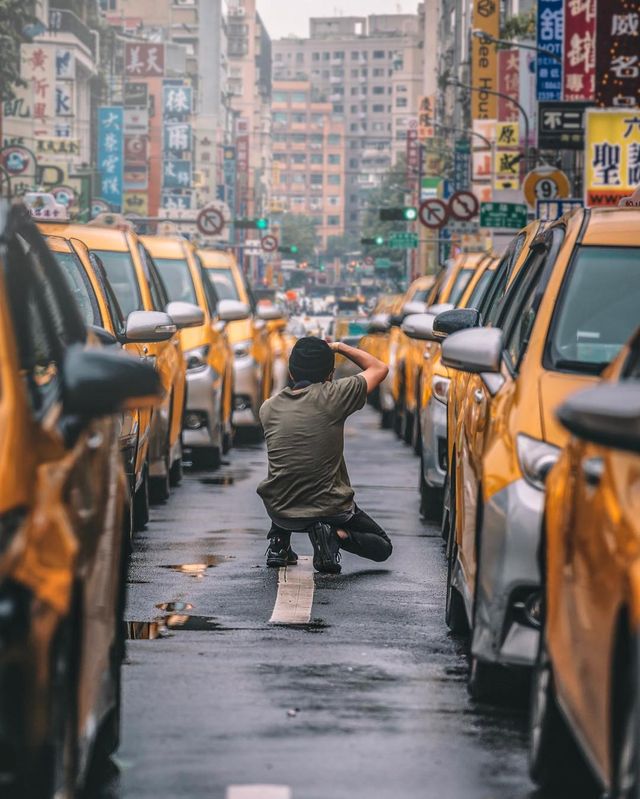 Захопливі вуличні фото Японії Такеші Хаякави, які заворожують - фото 298530
