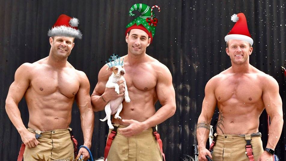 Гарячі пожежні привітали світ з Новим роком