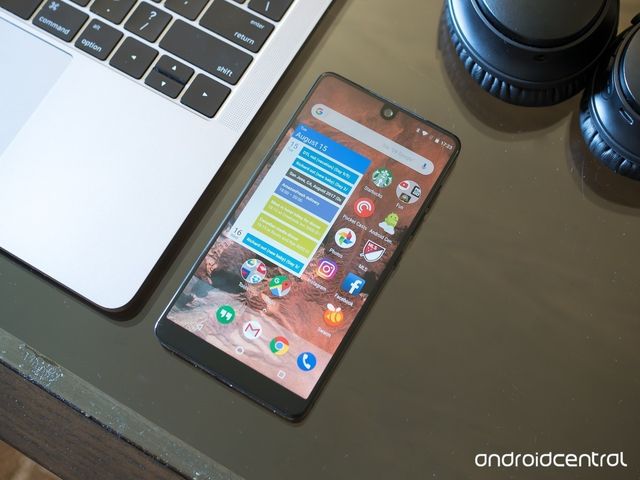 Essential Phone більше не будуть випускати - фото 298788