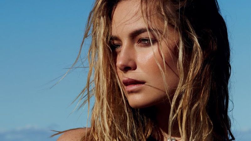 Ангел Victoria's Secret оголилася на пляжі Австралії