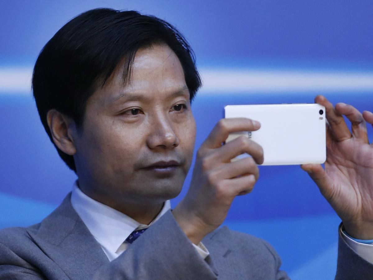 Лей Цзюнь пояснив, чому він оновив свій Xiaomi Mi Mix 2S - фото 1