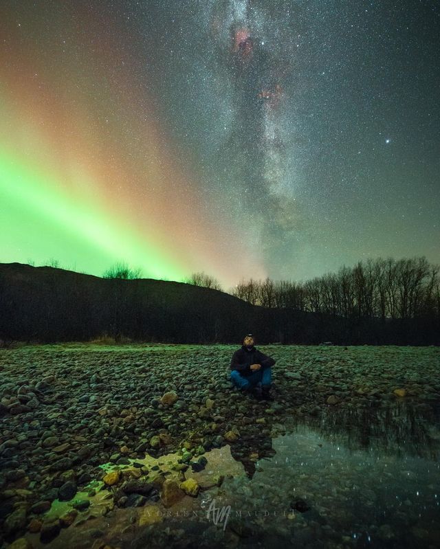 Неймовірна краса полярного сяйва: захопливі фото і відео - фото 299226