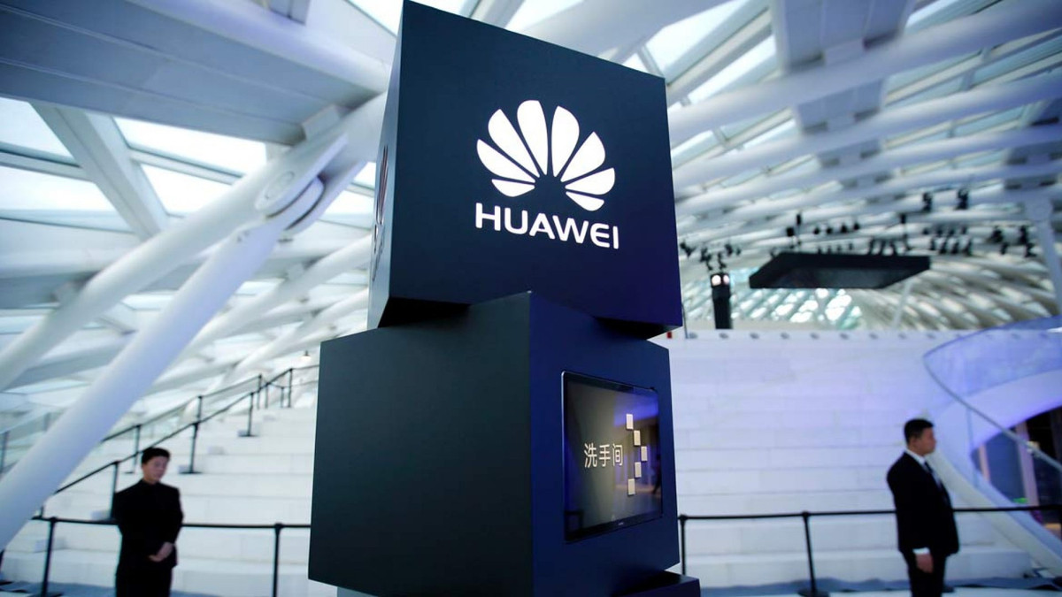 Компанія Huawei покарала своїх співробітників - фото 1