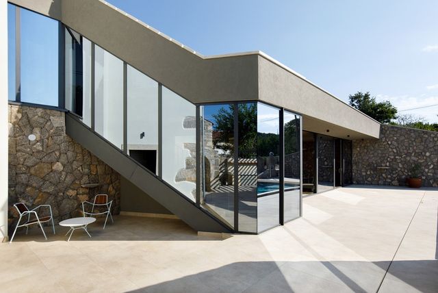 Ідеальний дім для родини у Хорватії: яскраві фото - фото 299348