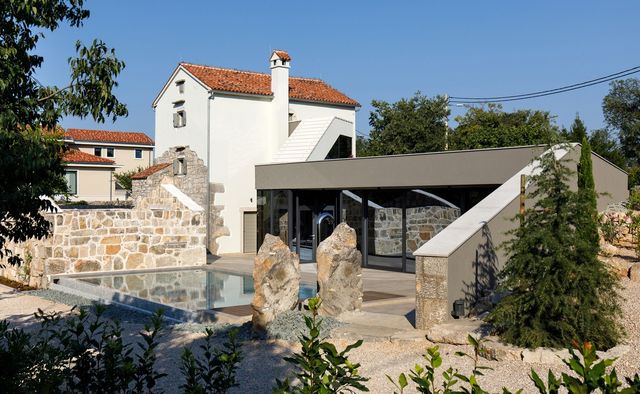 Ідеальний дім для родини у Хорватії: яскраві фото - фото 299350
