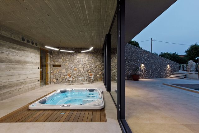 Ідеальний дім для родини у Хорватії: яскраві фото - фото 299356