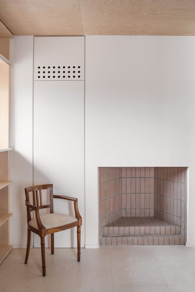 Архітектори зробили сучасний дім зі старого сараю - фото 299436