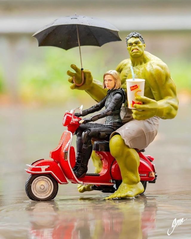 Чим займаються супергерої, коли не рятують світ: епічні фото - фото 299558