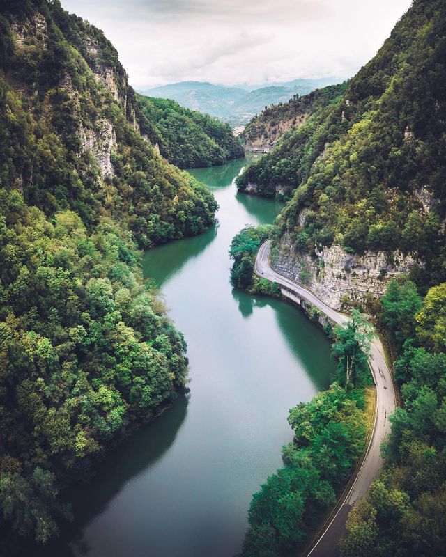 Захопливі подорожі Італією, які вражають: фото - фото 299618