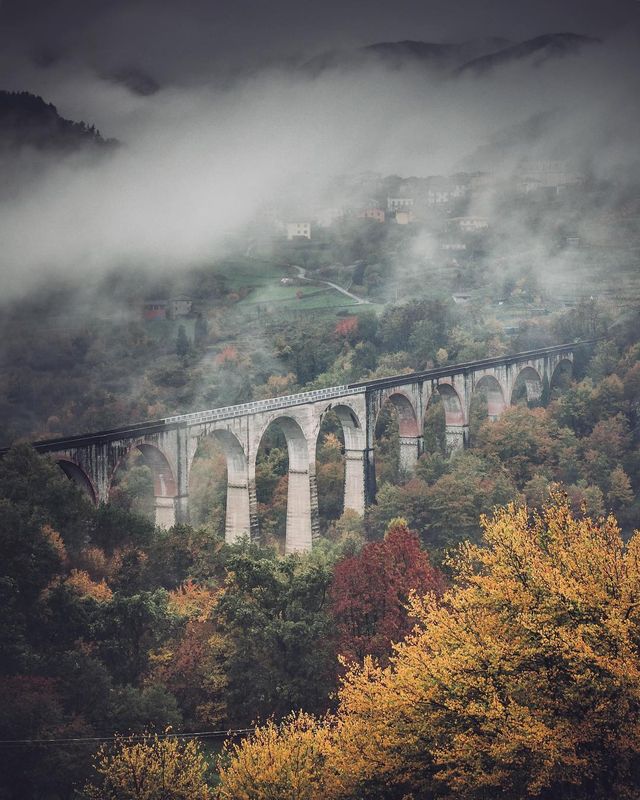 Захопливі подорожі Італією, які вражають: фото - фото 299621